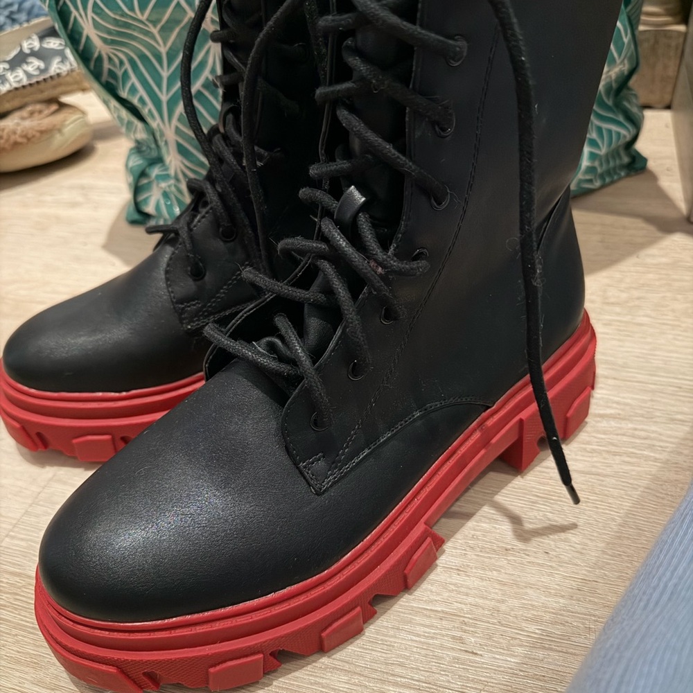 Black and Red Women's Lace-Up combat Boots - Picture 2 of 8